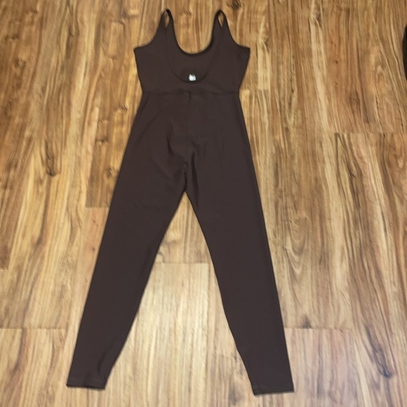 Old navy women’s medium 8 10 bodysuit jumpsuit one piece legging brown powersoft - Picture 5 of 10
